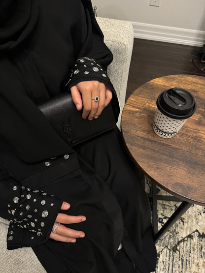 Hala Abaya